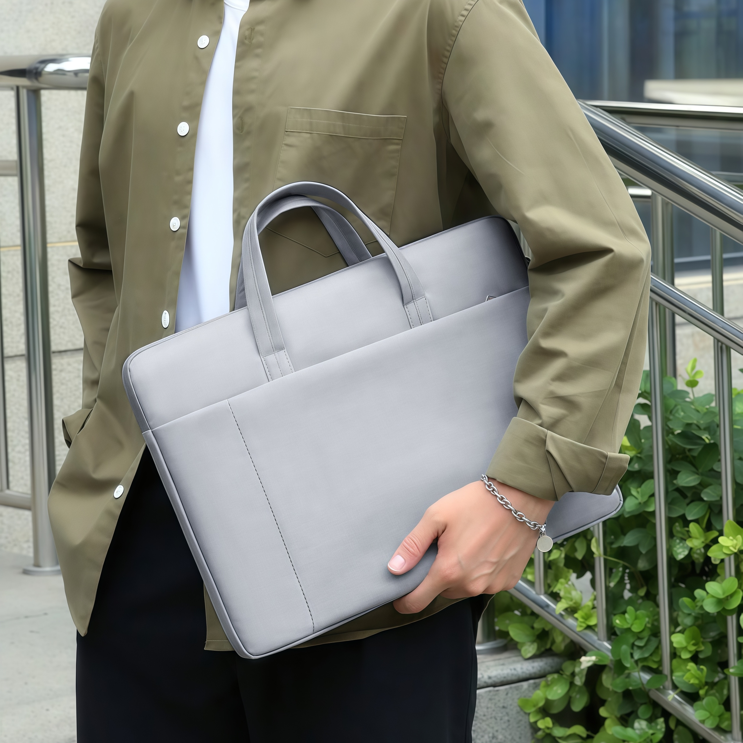 15.6" Laptop Briefcase - Image 4